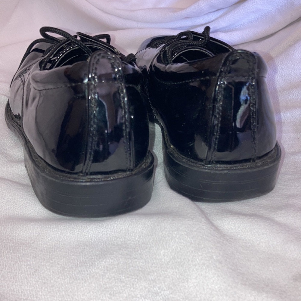 Boys black Patent leather dress shoes - Picture 3 of 4